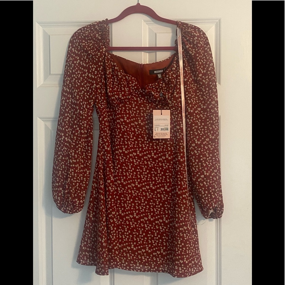 Missguided Size 6 Burgundy Milkmade floral dress